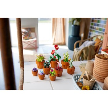 LEGO Botanicals Tiny Plants (10329)