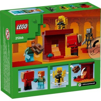 LEGO Minecraft The Nether Lava Battle (21266)
